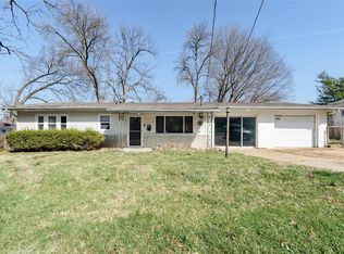 9845 Breckenridge Rd, Saint Ann, MO 63074