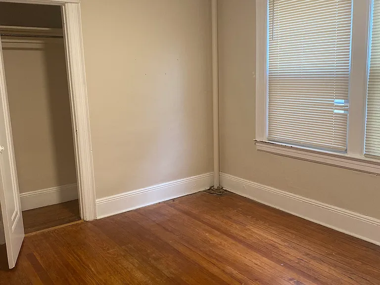 832 Calhoun Ave #1R — Photo 10