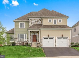 669 Integrity Dr, Lititz, PA 17543