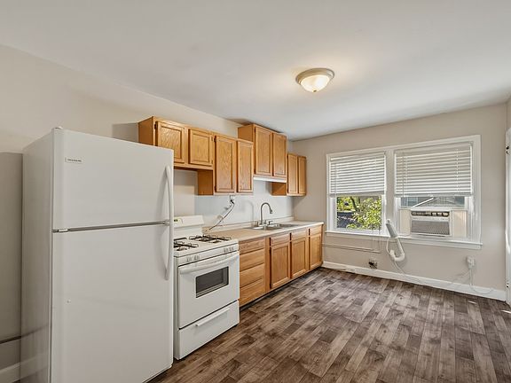 5th image of 653 10th St #3