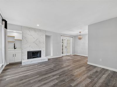 6646 E Lovers Ln APT 911, Dallas TX - Owner Finance Home