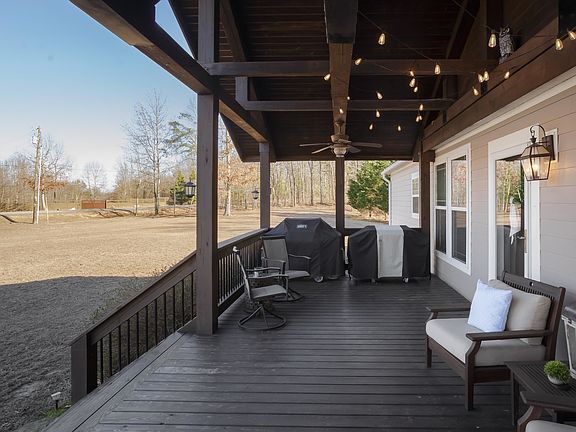 3rd image of 4397 Wagnon Mountain Rd