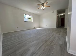 2532 S Elm Ave, Sanford, FL 32771