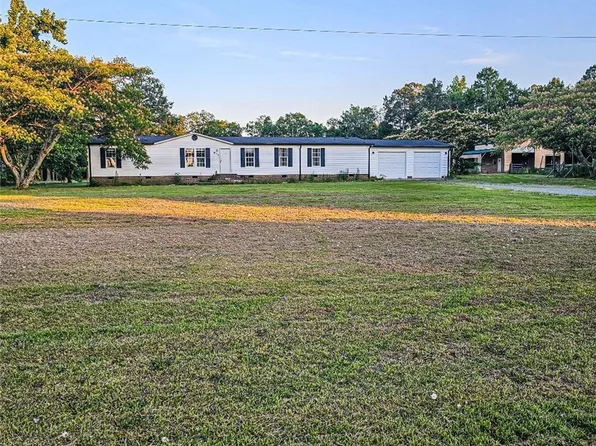 833 Brown Rd, Lillington, NC 27546