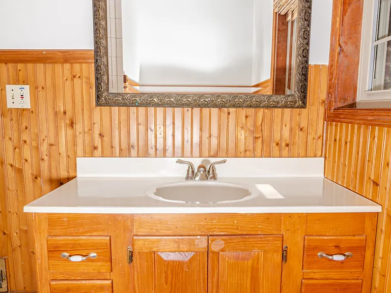 1416 Hilltop Dr — Photo 11