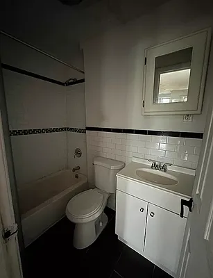 Rented by Kahana Real Estate LLC | media 8