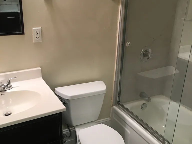 701 Madison Ave — Photo 5