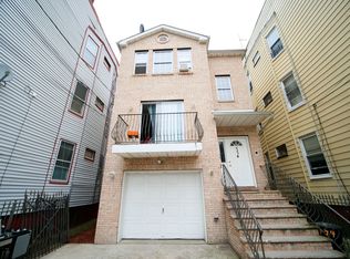 774 S 18th St, Newark, NJ 07103