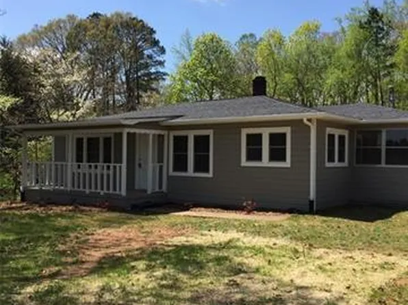 2736 Fairwood Dr SE, Hudson, NC 28638