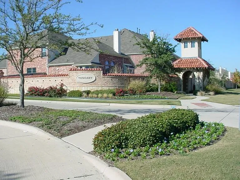 5668 Imperial Meadow Dr — Photo 39