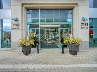 7171 Yonge St #511, Markham, ON L3T 0C5