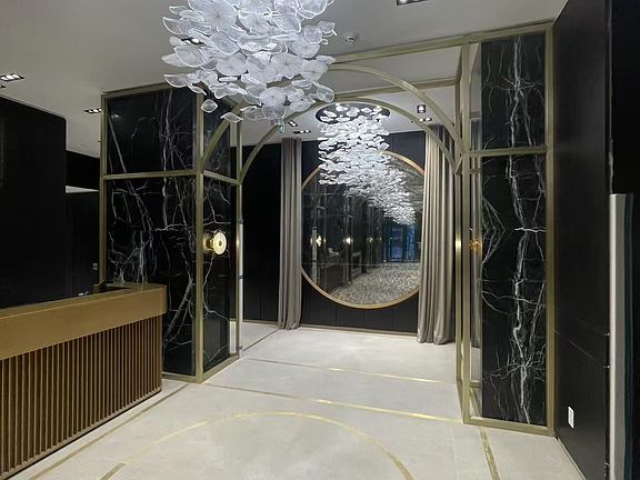3rd image of 771 Yonge St #2010