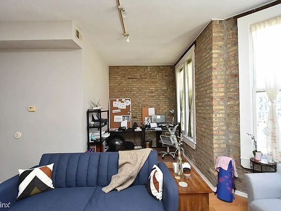4th image of 1451 W Augusta Blvd APT 3F