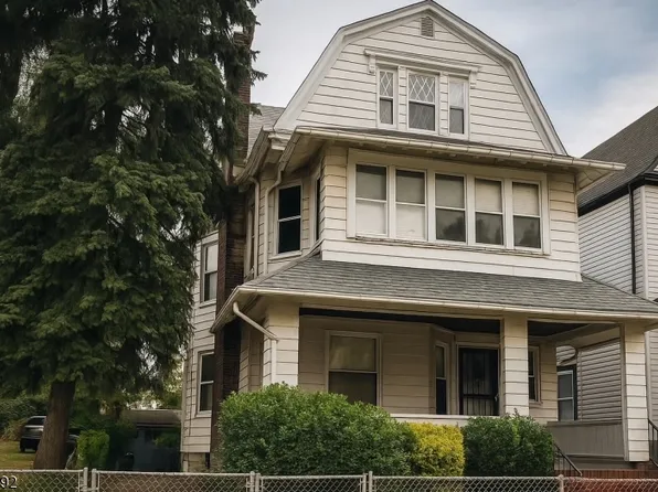 279 Amherst St, East Orange City, NJ 07018