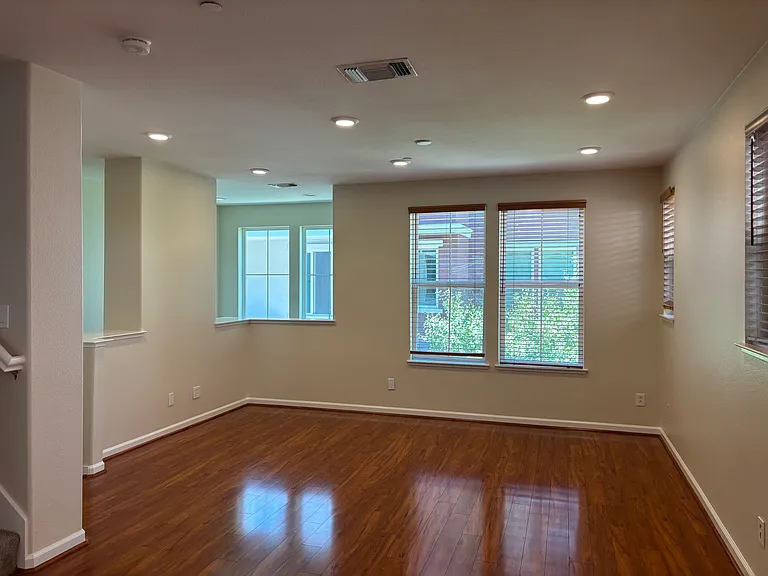 919 Rancho Pl — Photo 6