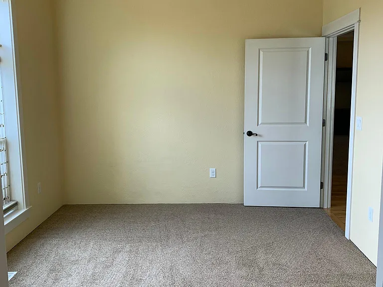 Front Bedroom w/walk in closet