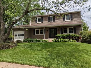 1302 Shallow Ford Rd, Herndon, VA 20170