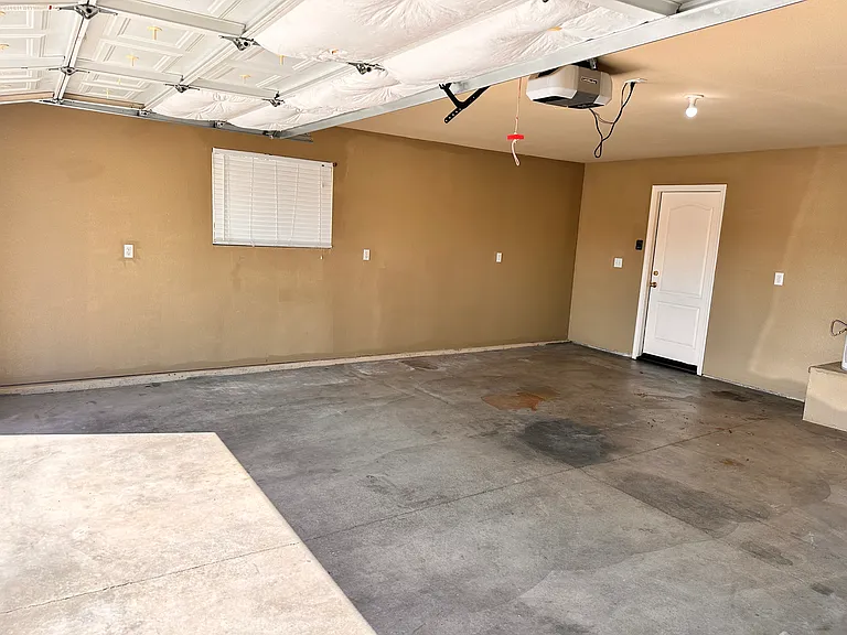 1218 Dog Leg Dr — Photo 4