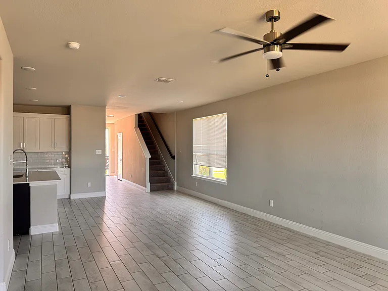 804 Sicily Blvd — Photo 10