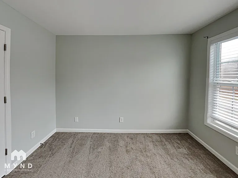 480 Rockwell St SW — Photo 9
