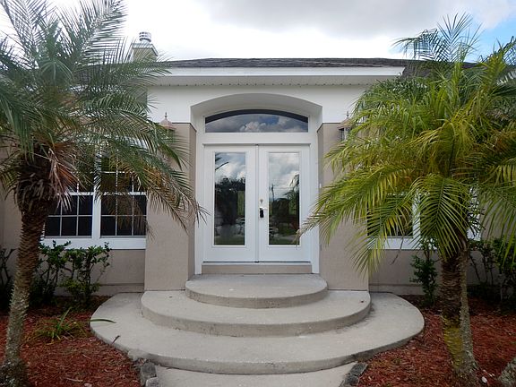 3rd image of 2384 Clay Ct