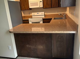 19495 NW Mahama Pl APT D, Portland, OR 97229