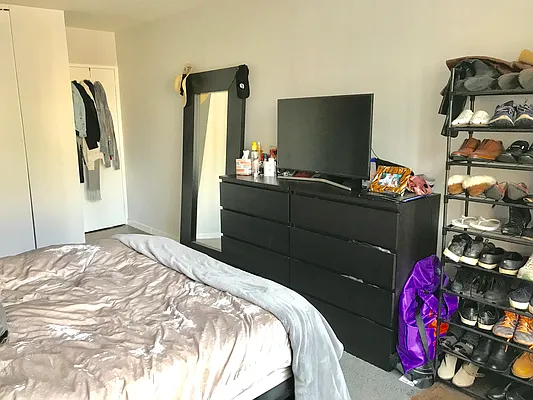 Rented by Compass | media 25