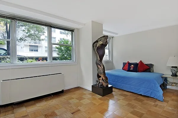 Sold by Corcoran | media 27