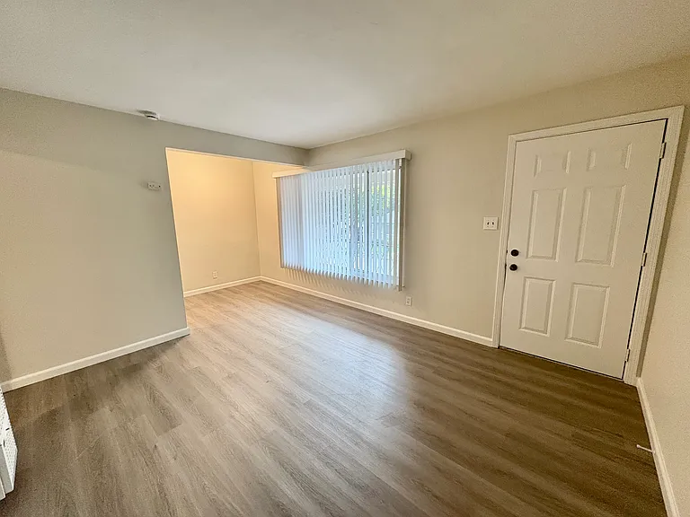 1001 Madera Ave #3 — Photo 4