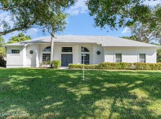 1701 Country Cove Cir, Malabar, FL 32950