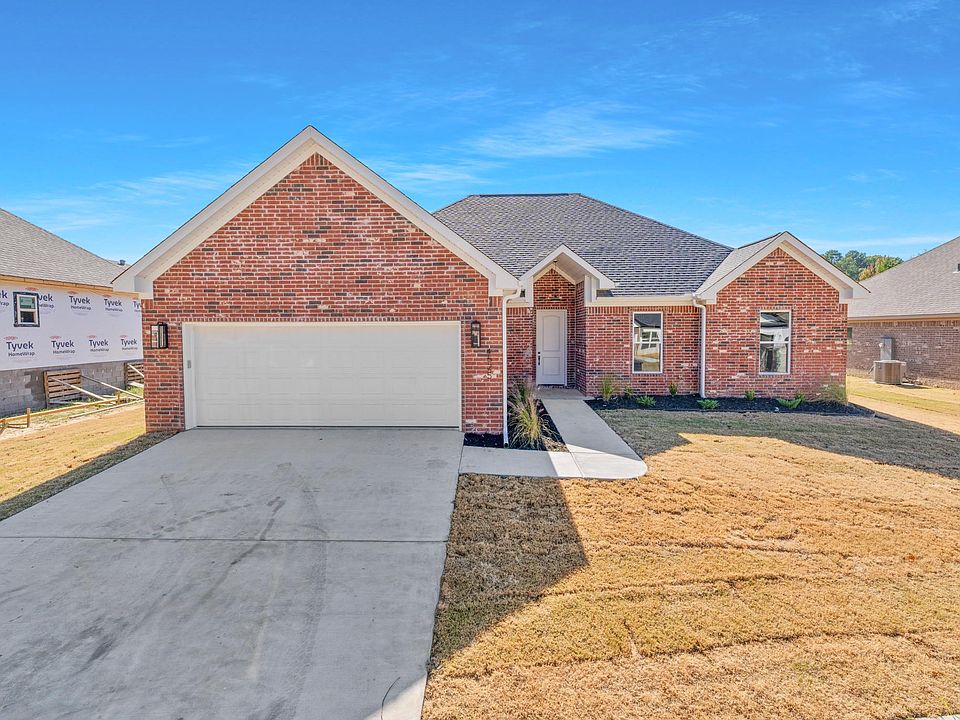 1st image of 4525 Western Woods Dr