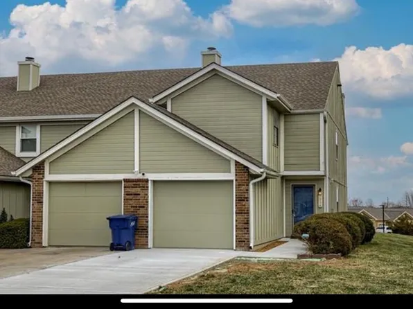 522 NE 6th St APT A, Blue Springs, MO 64014