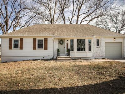 9705 Benson St, Overland Park, KS, 66212