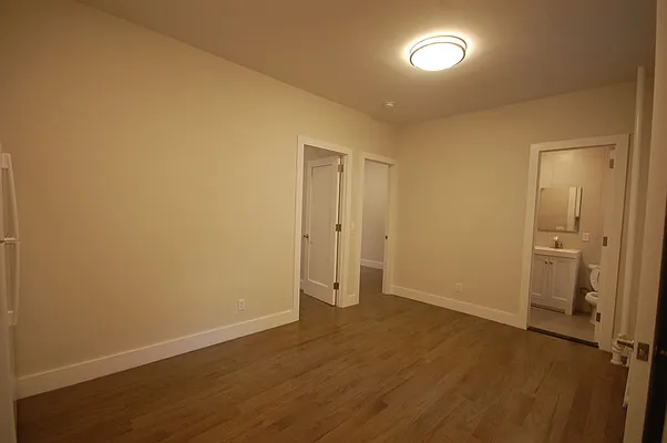 Rented by REAL New York | media 8