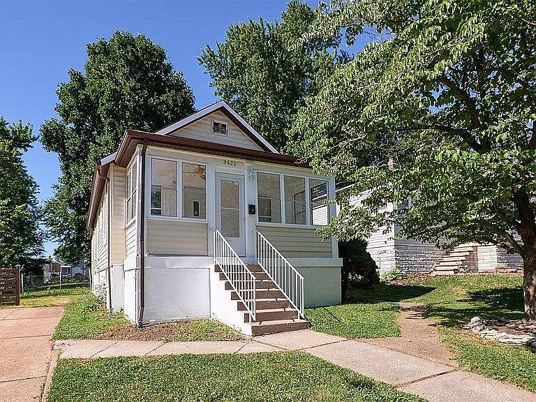 1st image of 9422 Marlowe Ave