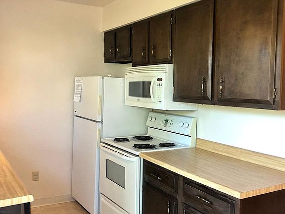 3rd image of 7086 W Colehaven Ln Unit D