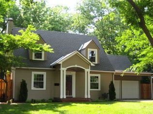 6320 Woodward St, Overland Park, KS 66202