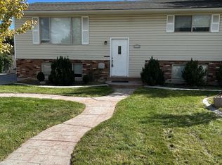 6915 S Georgia Dr, West Jordan, UT 84084