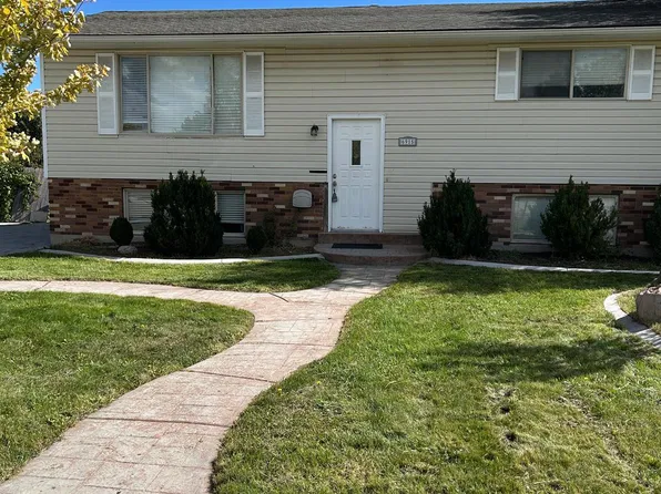 6915 S Georgia Dr, West Jordan, UT 84084