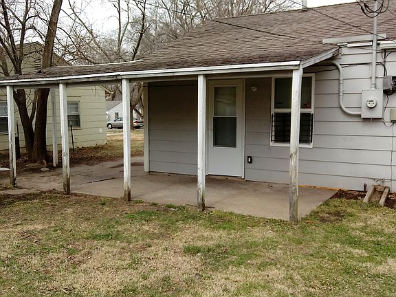 3rd image of 505 SE 34th St