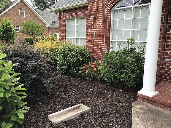 3rd image of 1103 Juniper Dr