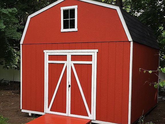 100 square foot utility barn