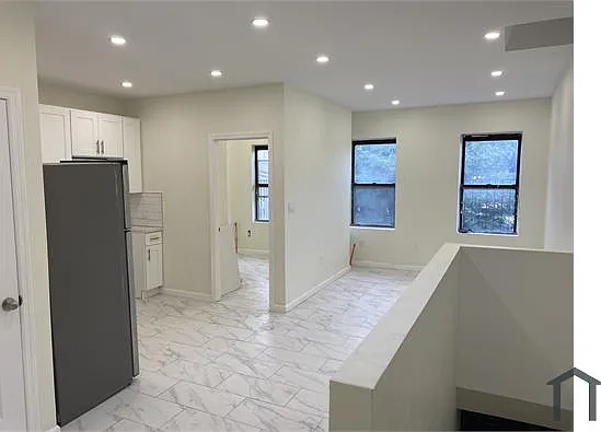 1213 Ogden Ave #2 — Photo 4