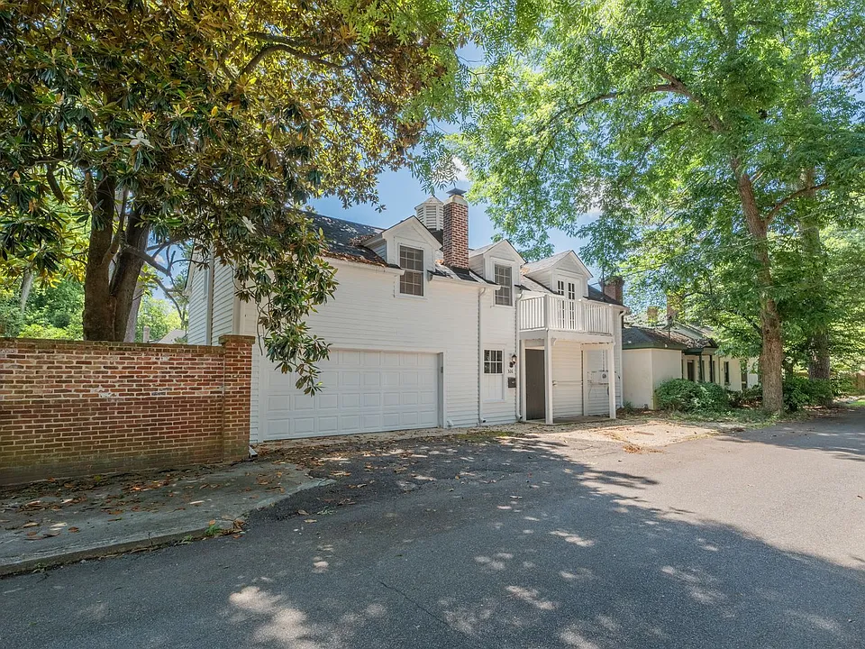 326 Sumter St SE