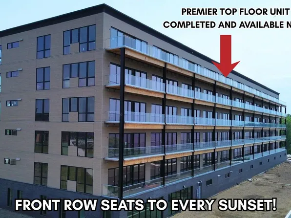 901 Adelaide Cir #607, Muskegon, MI 49441