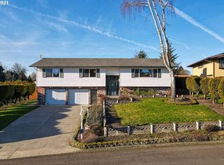 1112 NW 103rd St, Vancouver, WA 98685