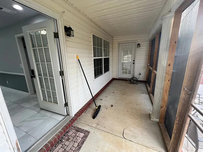 10120 Sunlight Dr — Photo 41