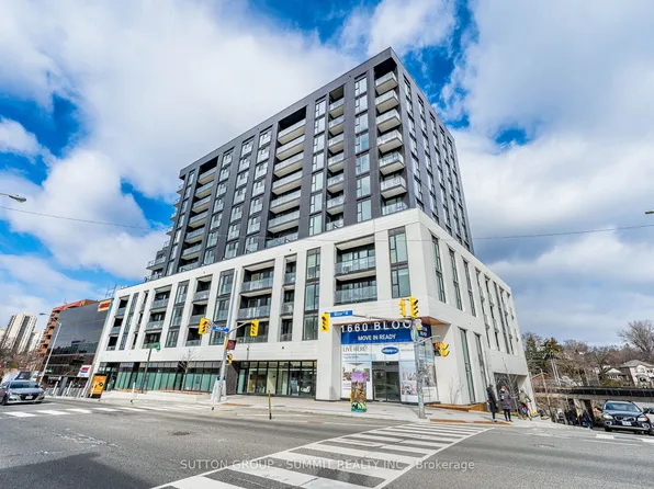 1660 Bloor St W, Toronto, ON
