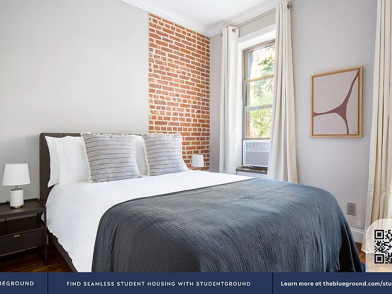 434 W 52nd St #5 — Photo 6