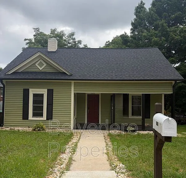 502 Denny St — Photo 1